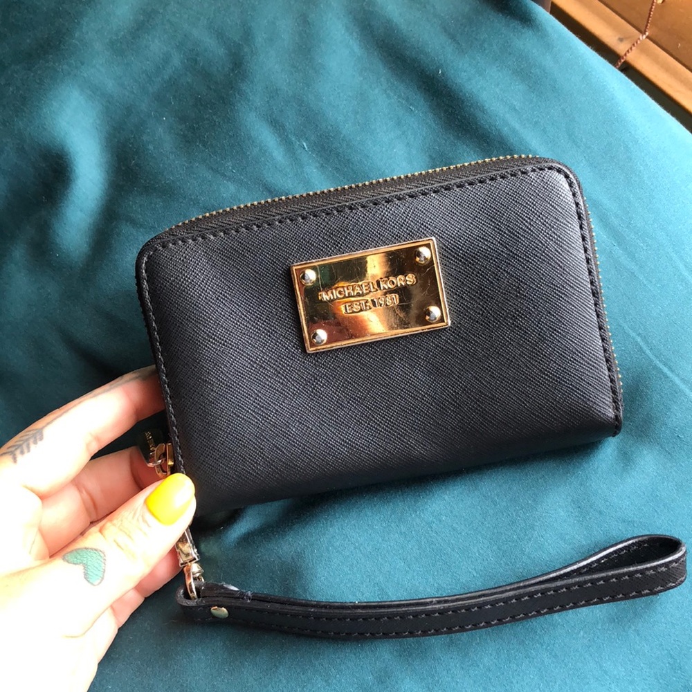 Michael Kors Wristlet